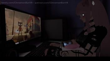 Abspielen Schüchternes Mädchen fickt ihre Muschi mit einem neuen Spielzeug, das sie per Post bekommen hat ~ vrchat