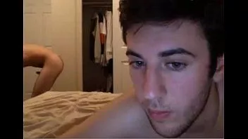 play الأولاد المثليون يستمتعون بالكاميرا على gaycamplanet.com